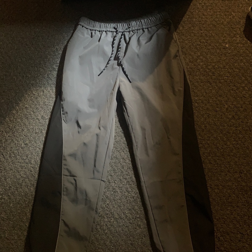 Polyester tie off sport pants